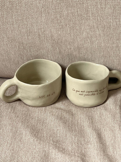 Mug « Tout est possible à Dieu »