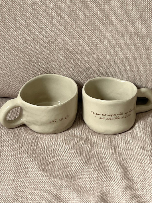 Mug « Tout est possible à Dieu »